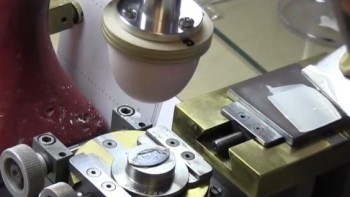Video. Behind the scene - Van Cleef & Arpels