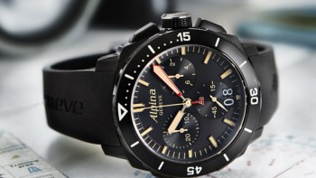 Seastrong Diver 300 Chronograph Big Date - Alpina 