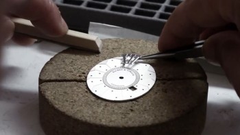 Video. The dial maker  - Backes & Strauss
