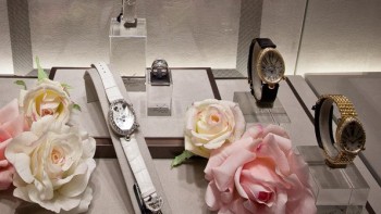 The first wristwatch is celebrated in the US - Breguet