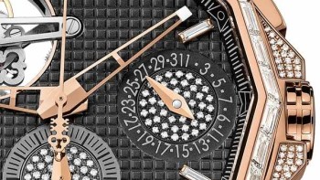 Admiral’s Cup Seafender 47 Tourbillon Chronograph, red gold and diamonds - Corum