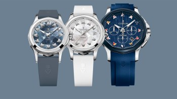 The Admiral Legend in three sizes - Corum