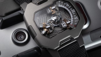 The UR-120 aka Spock « Live long and prosper! »  - Urwerk 