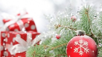 Christmas for women struggling to make up their minds - Christmas gifts