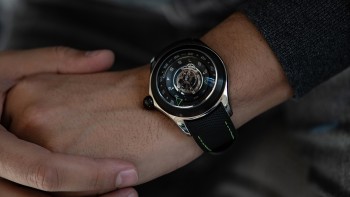 Bubble 47 Central Tourbillon X Label Noir  - Corum