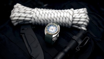 The Stainless Steel Doxa Army is Back  - Doxa