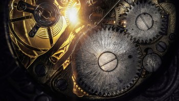 What is a Vintage Watch? - Editorial