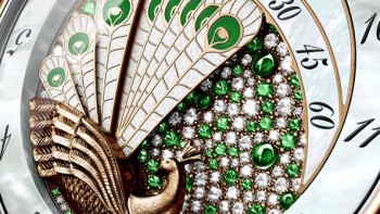 The Lady Compliquée Peacock Emerald timepiece awarded - Fabergé