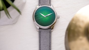 Endeavour Centre Seconds Concept Lime Green - H. Moser & Cie.
