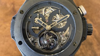 World-first with an NFT auction - Hublot