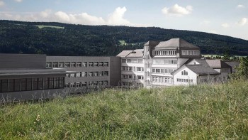 "Care Program" with 8-year warranty - Jaeger-LeCoultre