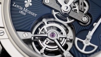 Video. Derrick Tourbillon - Louis Moinet