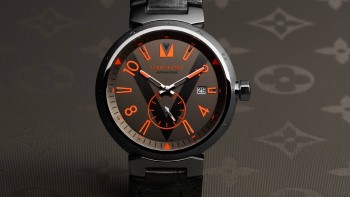 Tambour Grey Titanium - Louis Vuitton 