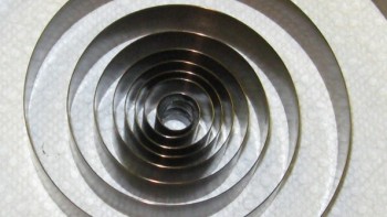 Saving energy: the ultimate quest in movement design - Energy