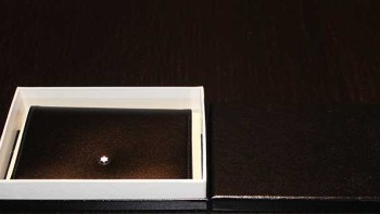 A new competition every day - Win a Montblanc wallet
