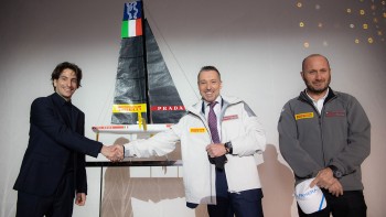 Submersible Luna Rossa  - Panerai