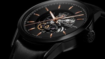 A Freelancer Skeleton kicks off the 40th birthday celebrations  - Raymond Weil