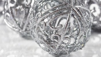 3 gem-set watches as the perfect lavish gift - Christmas gifts