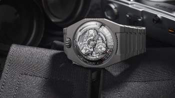  UR-100V - Urwerk