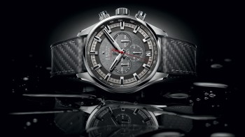 Official timekeeper of the Land Rover BAR team - Zenith