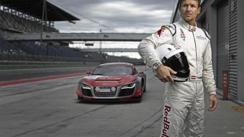 Felix Baumgartner takes to the road - Zenith
