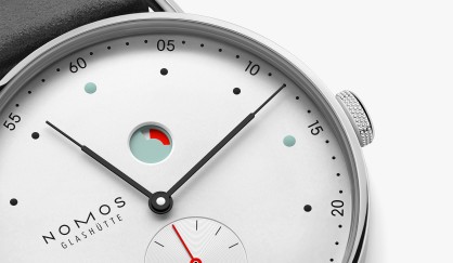 NOMOS 1101 Metro Date power reserve © NOMOS Glashütte
