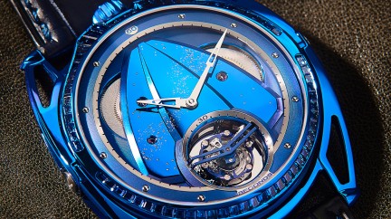 DB28XP Kind of Blue Tourbillon Sapphire © De Bethune