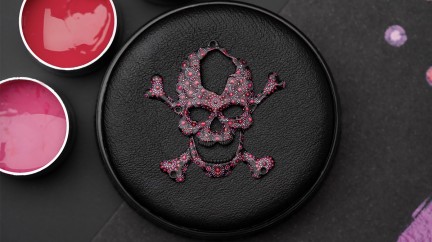Tourbillon Skelet Ceramic - Skull Pink Pointillism © Jaquet Droz