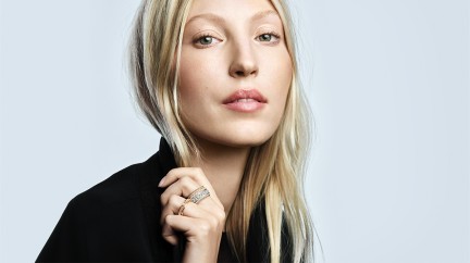 Ella Richards © Piaget
