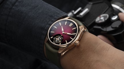Pioneer Tourbillon Burgundy © H.Moser & Cie.