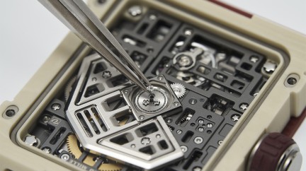 RM 16-02 Automatic Extraflat © Richard Mille