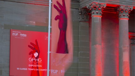 Logo du Grand Prix d'Horlogerie de Genève sur la façade du Musée d'Art et d'Histoire © GPHG
