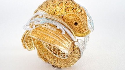 Video. Carpe Koï watch bracelet - Van Cleef & Arpels