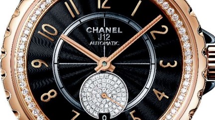 A new version of the iconic J12 - Chanel
