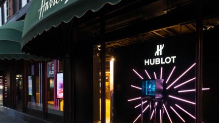 "Big Bang Grand Tour" stops at Harrods - Hublot