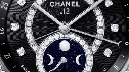 J12: High-Tech Haute Couture - Chanel