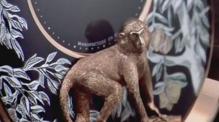 Video. Petite Heure Minute Relief Monkey - Jaquet Droz