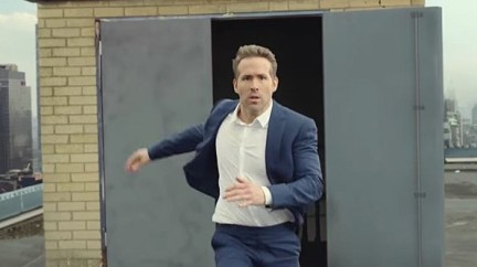 Video. Piaget Polo S "Play a different game", starring Ryan Reynolds  - Piaget