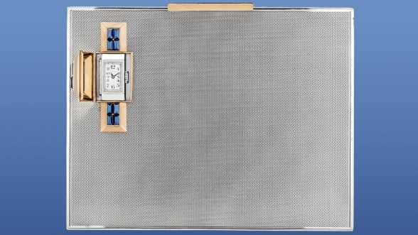 Minaudière ornée d'une montre à secret, 1934 Or jaune, styptor, diamants Yellow gold, styptor, diamonds © Collection Van Cleef & Arpels