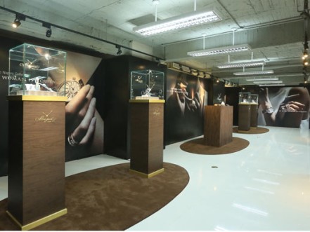 Reine de Naples presented in Taiwan - Breguet