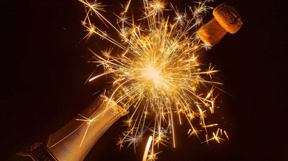 HAPPY BIRTHDAY WORLDTEMPUS - Editorial
