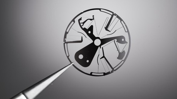 Watchmaking patents between protection and inspiration: Part 1  - 20 Years of Watchmaking