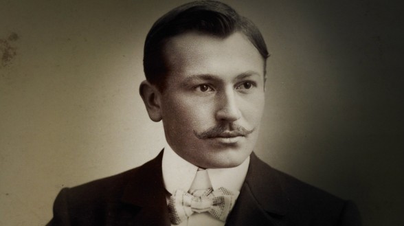 It takes different strokes to move the world.  - Hans Wilsdorf Foundation 