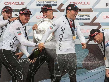 Oracle Team USA - TAG Heuer