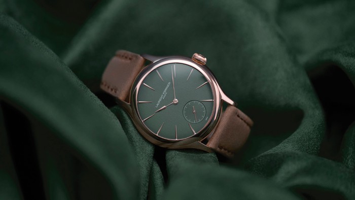 Classic Micro Rotor Evergreen © Laurent Ferrier 
