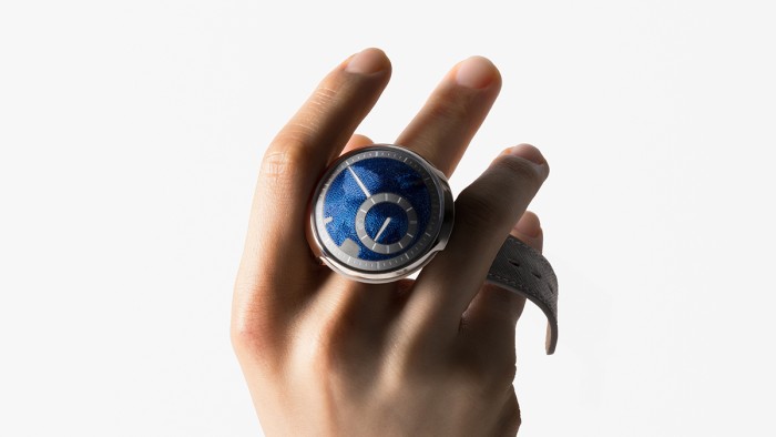 Ressence TYPE 8 Indigo © Ressence