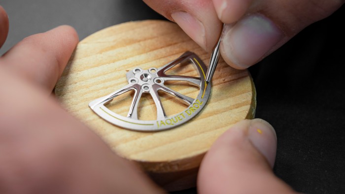 Tourbillon Ceramic Plasma - Oberalp Craftsmanship © Jaquet Droz