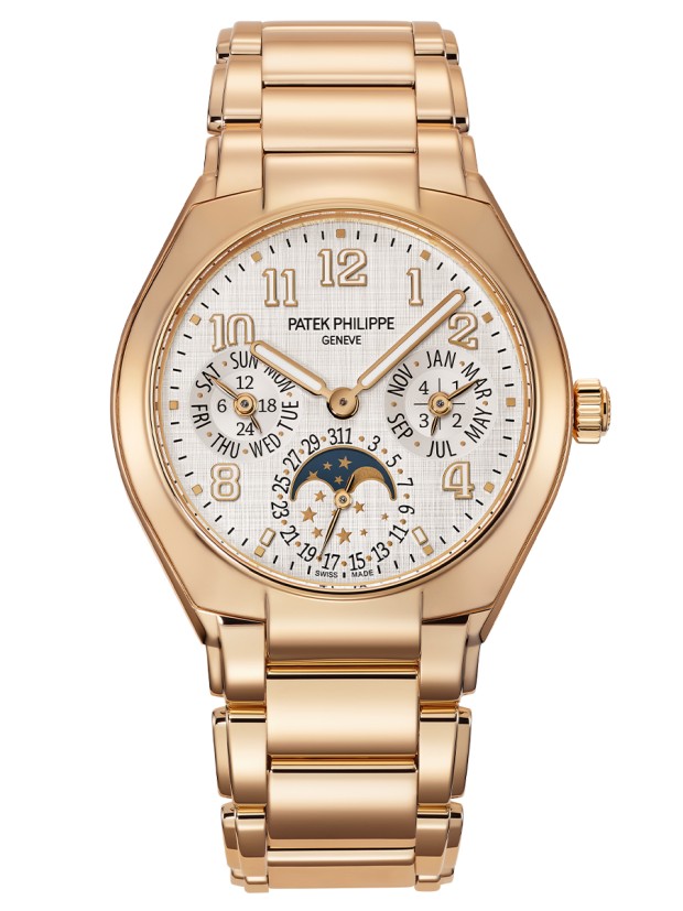 7340_1R_001 The Twenty-4 with its first perpetual calendar - Le QP se loge parfois dans de petits diamètres, comme sur la Réf. 7340 de seulement 36 mm, première de la collection Twenty-4 à être dotée d’une telle complication