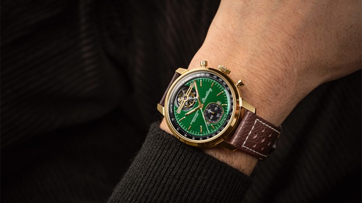Top Time B21 Ford Mustand © Breitling