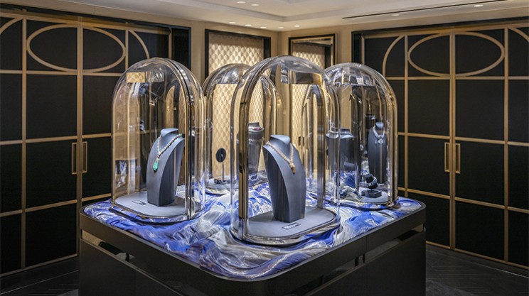Van Cleef & Arpels address in Geneva at 10 Rue Robert-Céard © Van Cleef & Arpels
